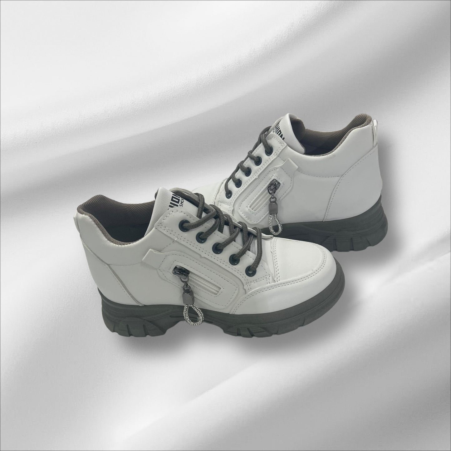 Women's casual shoes - 3016-1