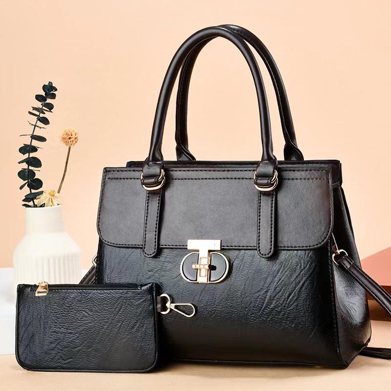 Women's bag 19028-26 / Black