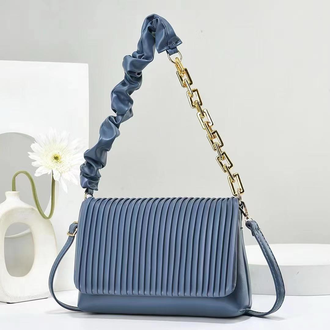 Women's bag 19028-25 / Blue